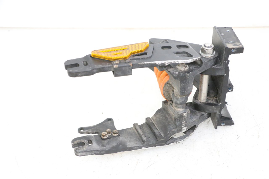 photo de BRACCIO OSCILLANTE KUKIRIN G2 MASTER 1 - Dettagli dei punti di fissaggio