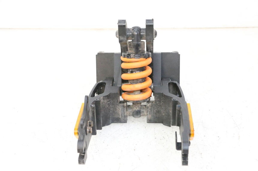 photo de BRACCIO OSCILLANTE KUKIRIN G2 MASTER 1 - Marcature e riferimenti originali