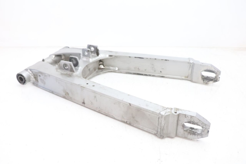 photo de FORCELLONE KAWASAKI GPX F ZX750F 750 (1986 - 1990) - Marcature e riferimenti originali