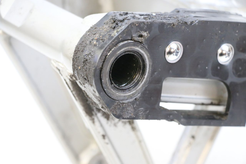 photo de FORCELLONE KAWASAKI GPZ RX 1000 (1986 - 1988) - Zoom sullo stato d'uso