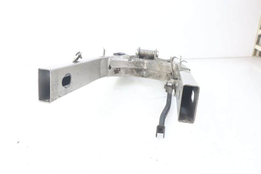 photo de BRACCIO OSCILLANTE SUZUKI GSF S BANDIT 600 (2000 - 2004) - Primo piano tecnico