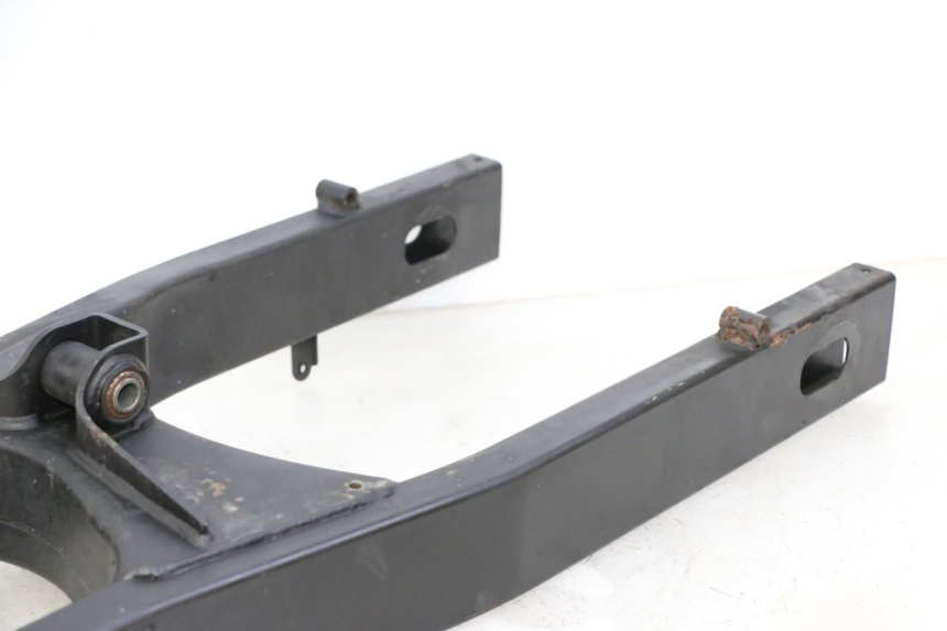 photo de FORCELLONE SUZUKI GSR 750 (2011 - 2017) - Primo piano ad alta risoluzione