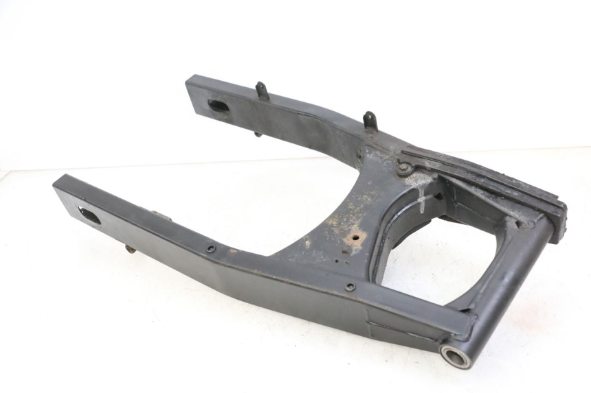 photo de FORCELLONE SUZUKI GSR 750 (2011 - 2017) - Marcature e riferimenti originali