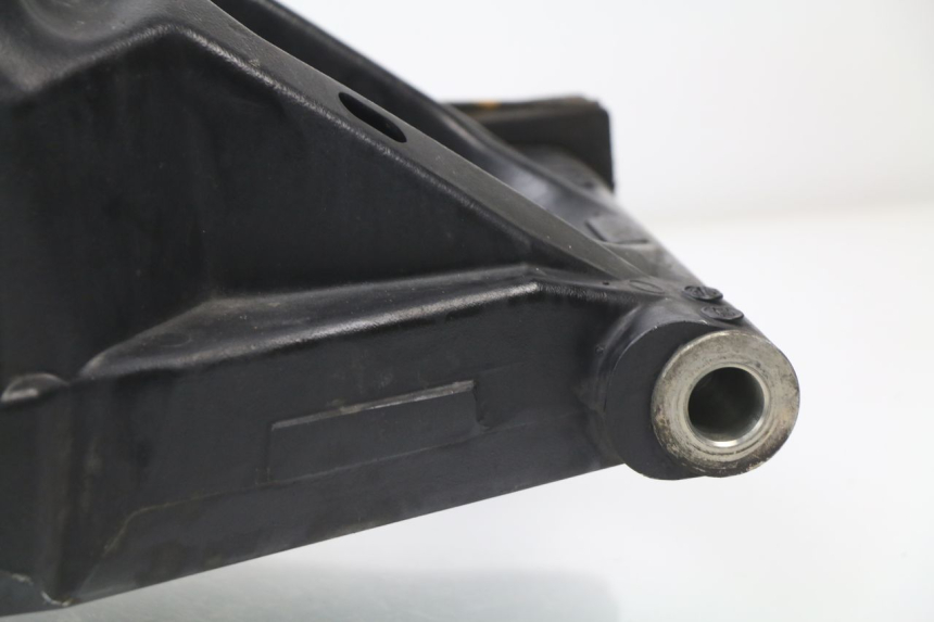 photo de FORCELLONE SUZUKI GSX-R GSXR 600 (2008 - 2010) - Stato della superficie e materiale