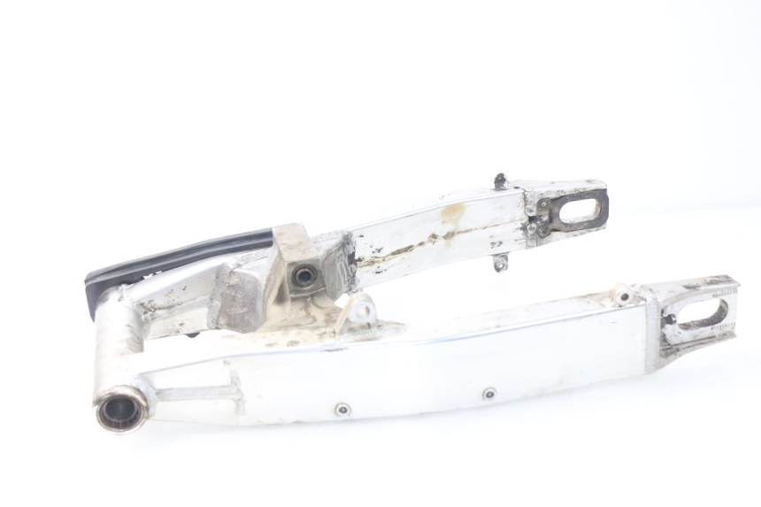 photo de Braccio oscillante SUZUKI GSX-R GSXR 600 (2001 - 2003) - Dettagli dei punti di fissaggio