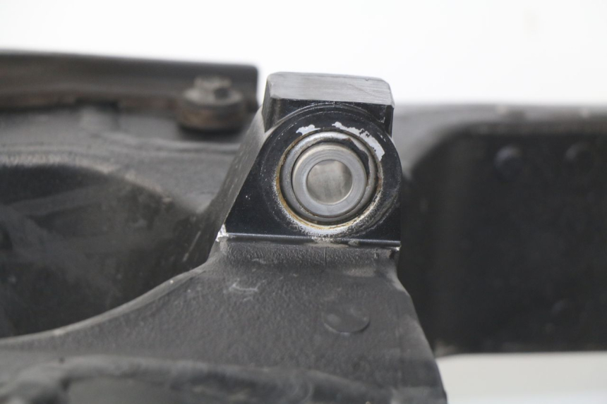 photo de Braccio oscillante SUZUKI GSX-R GSXR K16 1000 (2012 - 2016) - Dettagli dei punti di fissaggio