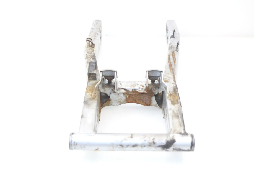 photo de Braccio oscillante SUZUKI GSXF GSX F 600 (1988 - 1997) - Stato della superficie e materiale