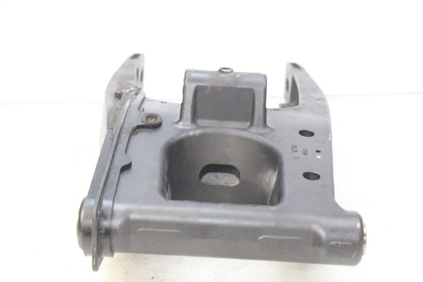 photo de BRACCIO OSCILLANTE HONDA INTEGRA NC D 750 (2016 - 2018) - Dettagli dei punti di fissaggio