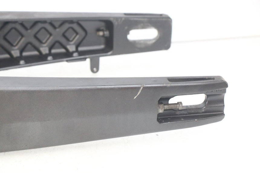 photo de BRACCIO OSCILLANTE HONDA INTEGRA NC D 750 (2016 - 2018) - Stato della superficie e materiale