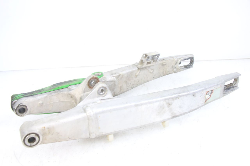 photo de BRACCIO OSCILLANTE KAWASAKI KXF KX-F 250 (2012 - 2014) - Dettagli dei punti di fissaggio