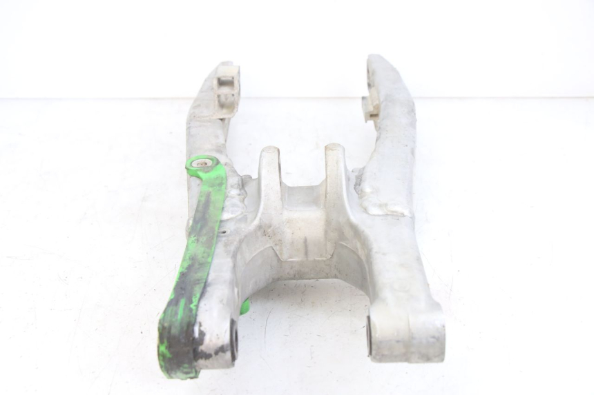 photo de BRACCIO OSCILLANTE KAWASAKI KXF KX-F 250 (2012 - 2014) - Stato della superficie e materiale