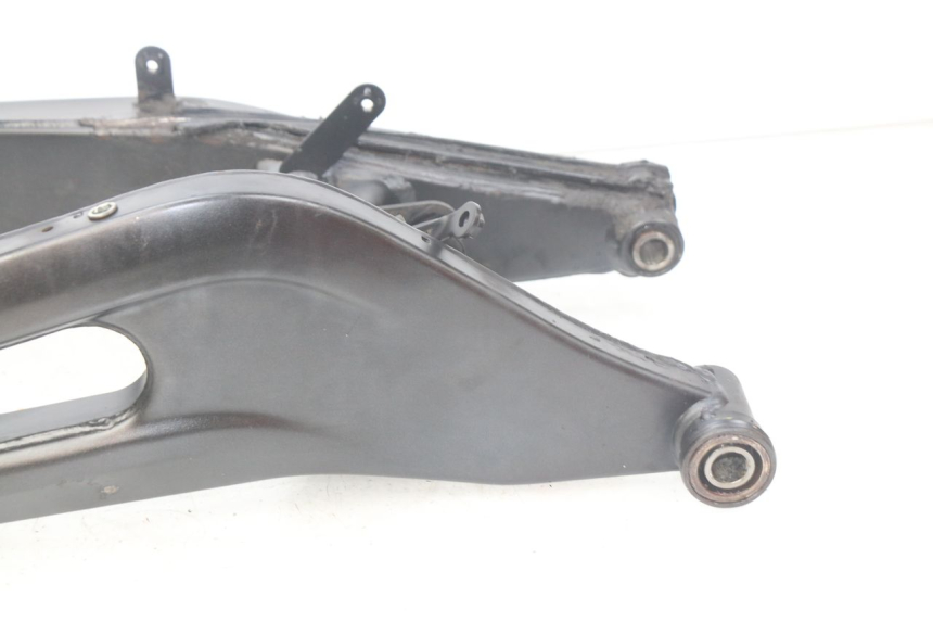 photo de BRACCIO OSCILLANTE YAMAHA MT-07 MT07 ABS 700 (2014 - 2017) - Primo piano tecnico