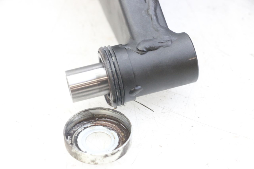 photo de BRACCIO OSCILLANTE YAMAHA MT-07 MT07 ABS 700 (2014 - 2017) - Zoom sullo stato d'uso