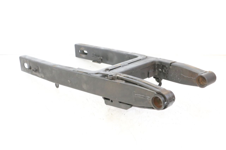 photo de BRACCIO OSCILLANTE MAG POWER R-STREET 50 (2016 - 2025) - Dettagli dei punti di fissaggio