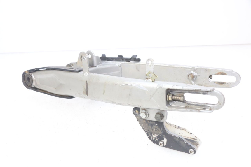 photo de BRACCIO OSCILLANTE APOLLO RFZ 125 - Dettagli dei punti di fissaggio