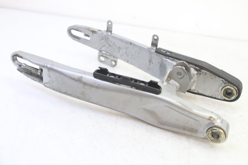 photo de BRACCIO OSCILLANTE APOLLO RFZ 125 - Dettagli dei punti di fissaggio