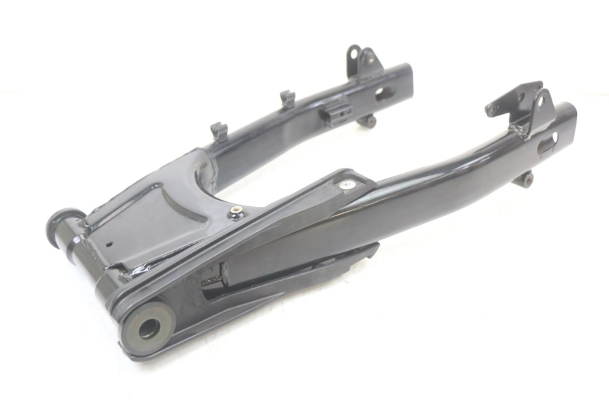 photo de FORCELLONE ROYAL ENFIELD CONTINENTAL GT 650 (2019 - 2024) - Primo piano tecnico