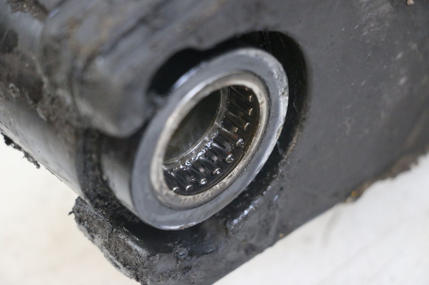 photo de BRACCIO OSCILLANTE TRIUMPH SPEED TRIPLE T301 900 (1994 - 1996) - Dettaglio del componente