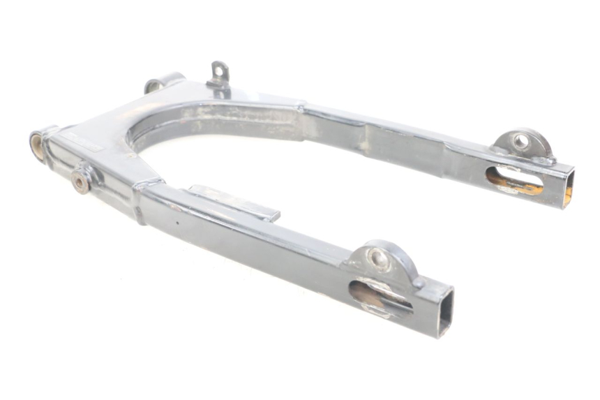 photo de FORCELLONE HARLEY DAVIDSON SPORTSTER XL CUSTOM 1200 (2003 - 2004) - Dettagli dei punti di fissaggio