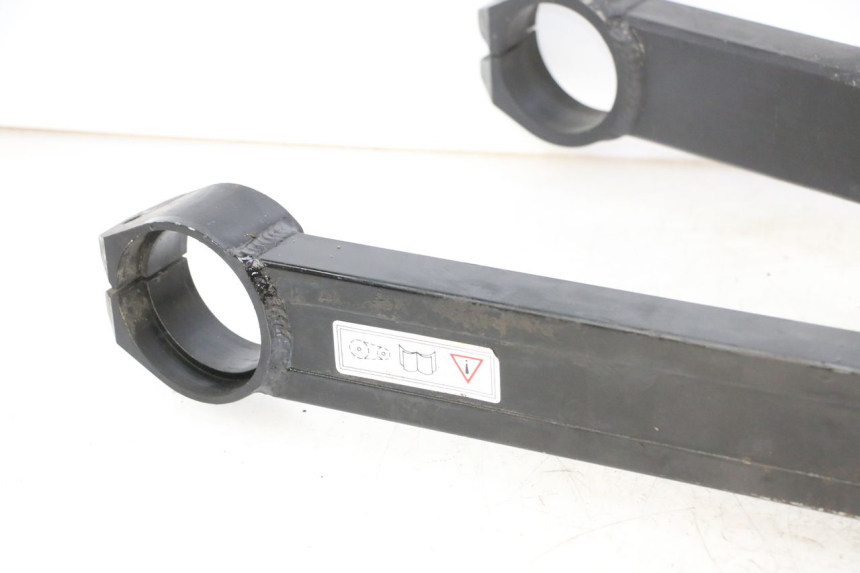 photo de FORCELLONE TRIUMPH SPRINT 900 (1995 - 1998) - Ispezione visiva dettagliata