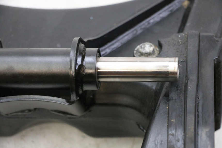 photo de BRACCIO OSCILLANTE SUZUKI GSX F GSXF 650 (2007 - 2015) - Primo piano tecnico