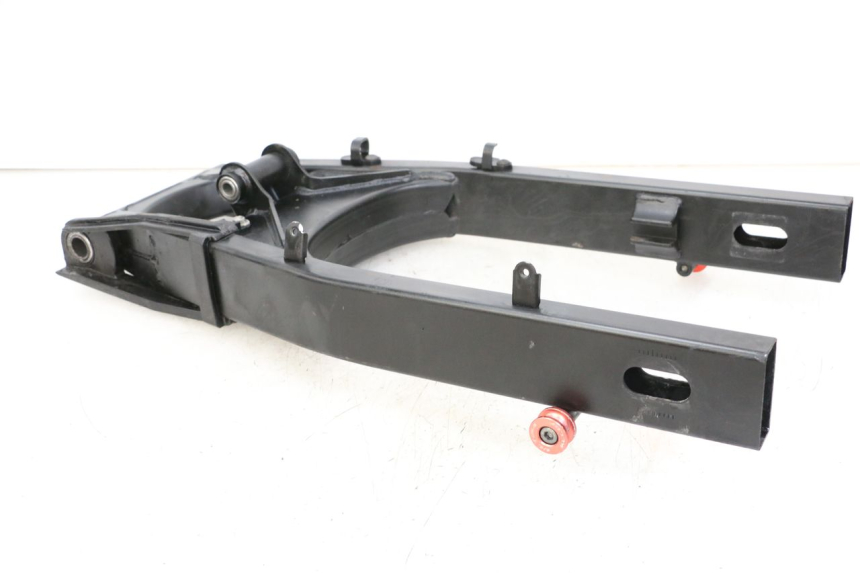 photo de BRACCIO OSCILLANTE SUZUKI GSX F GSXF 650 (2007 - 2015) - Dettagli dei punti di fissaggio