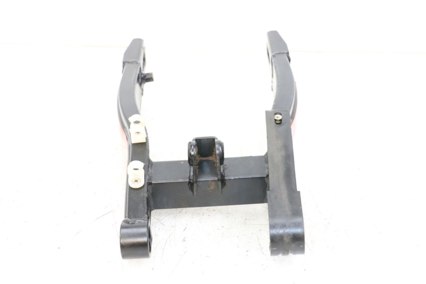 photo de FORCELLONE NITRO MOTORS THUNDER 125 - Stato della superficie e materiale