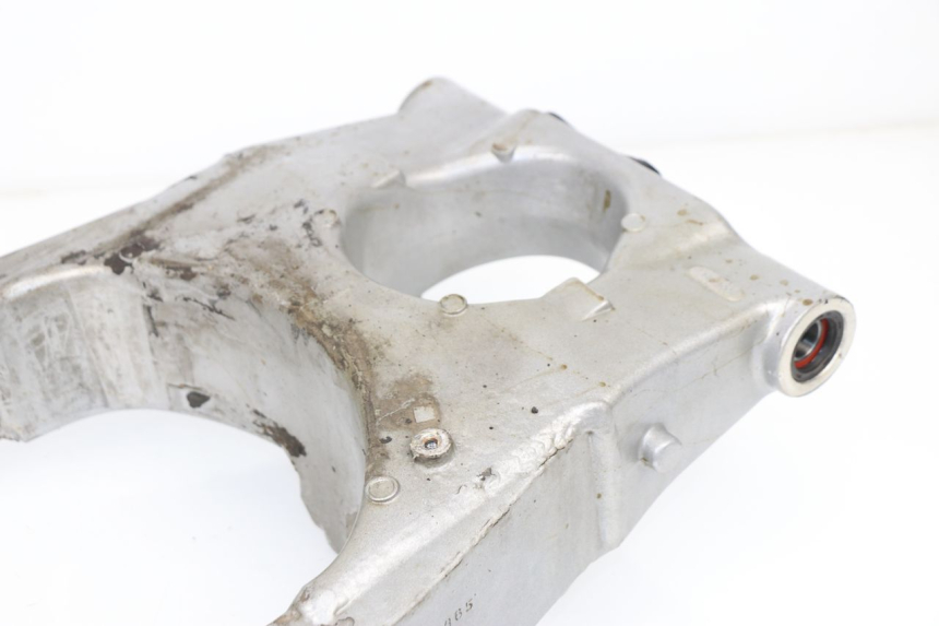 photo de Braccio oscillante TRIUMPH SPRINT RS 955 (2000 - 2001) - Zoom sullo stato d'uso