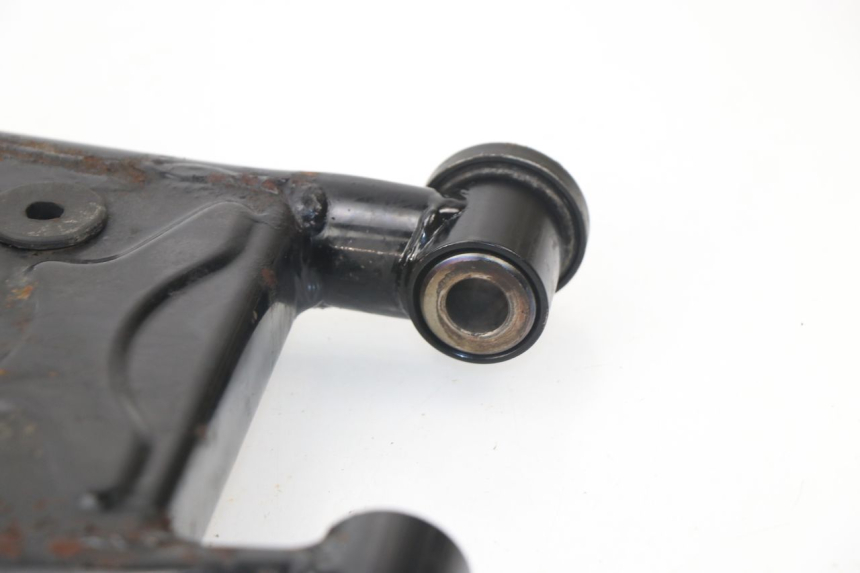 photo de Braccio oscillante SUZUKI TU X TUX VOLTY 125 (1999 - 2001) - Zoom sullo stato d'uso