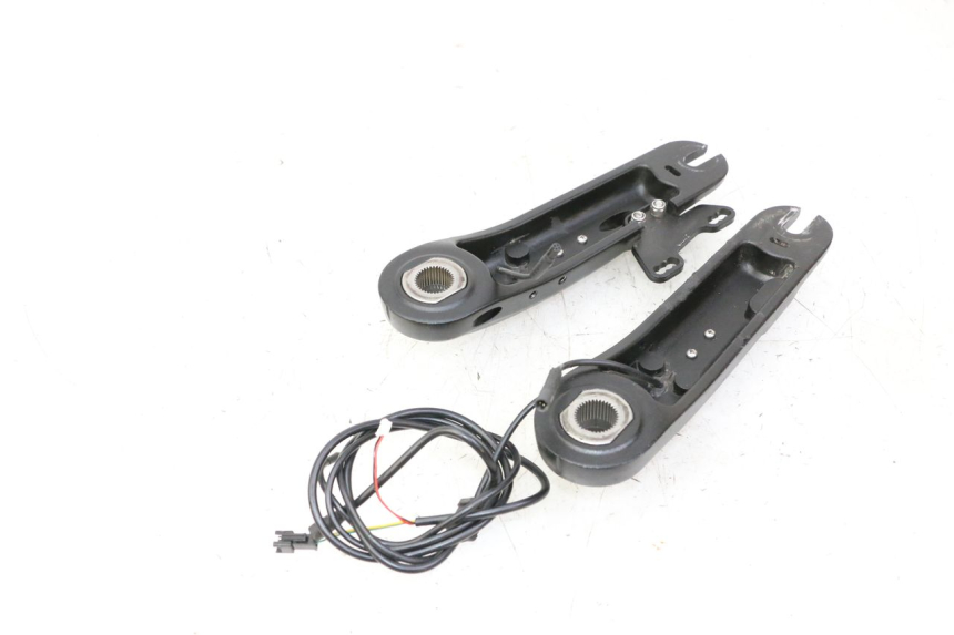 photo de BRACCIO OSCILLANTE DUALTRON VICTOR LIMITED 1 - Primo piano tecnico