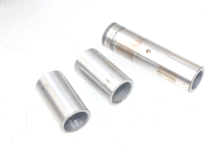 photo de BRACCIO OSCILLANTE SUZUKI XF FREEWIND 650 (1997 - 2003) - Altra angolazione