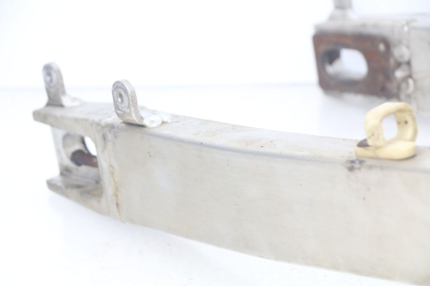 photo de BRACCIO OSCILLANTE SUZUKI XF FREEWIND 650 (1997 - 2003) - Dettagli dei punti di fissaggio