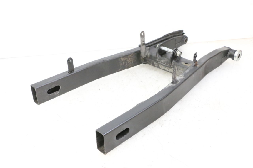 photo de FORCELLONE YAMAHA XJ6 ABS 600 (2008 - 2016) - Stato della superficie e materiale