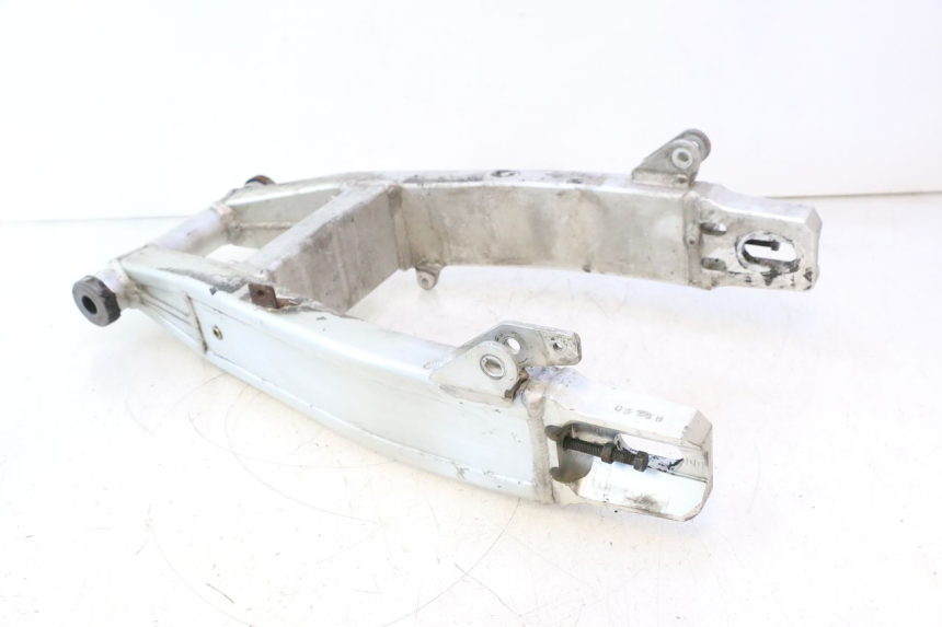 photo de FORCELLONE YAMAHA XJR 1300 (1998 - 2002) - Caratteristiche distintive