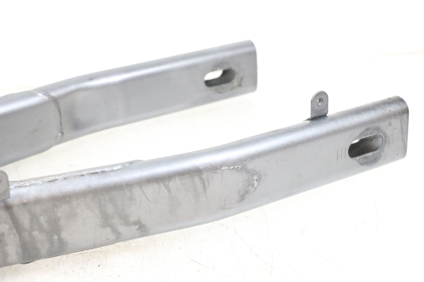 photo de FORCELLONE YAMAHA XJS DIVERSION 600 (1997 - 1999) - Primo piano ad alta risoluzione