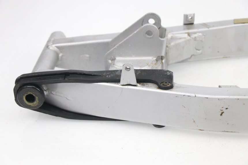 photo de Braccio oscillante HONDA XLV VARADERO 125 (2000 - 2006) - Primo piano tecnico