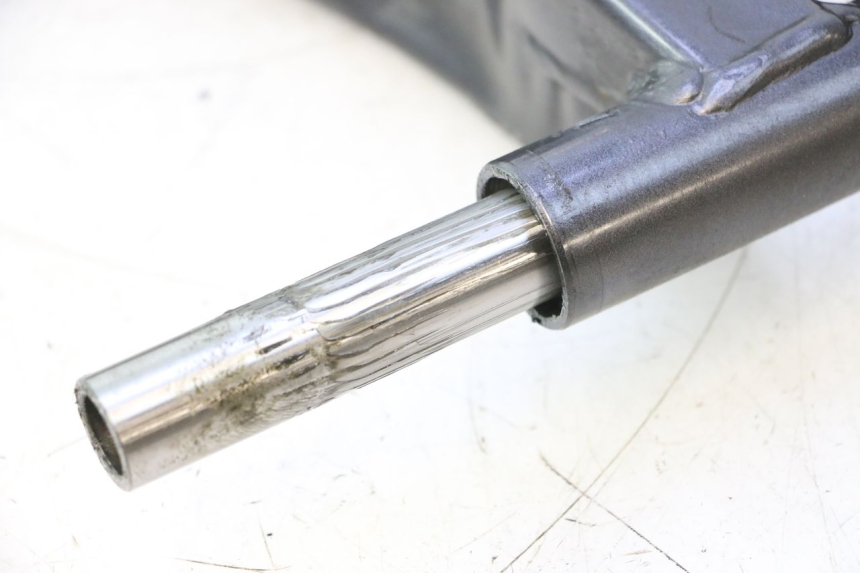 photo de FORCELLONE HONDA XLV VARADERO 125 (2007 - 2012) - Dettaglio del componente