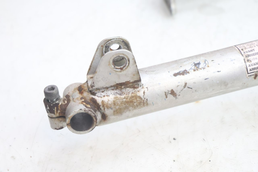 photo de FORCELLONE YAMAHA XV VIRAGO 535 (1988 - 2004) - Dettaglio del componente