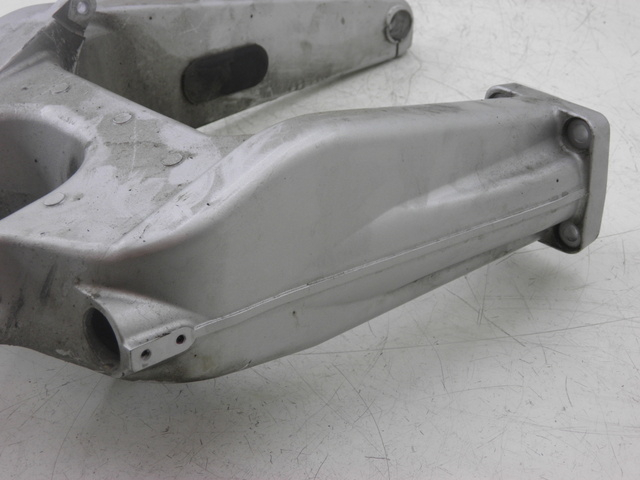 photo de Braccio oscillante YAMAHA FJR 1300 (2004 - 2005) - Altra vista dell'articolo