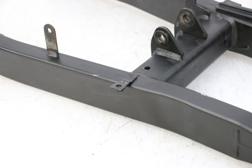 photo de FORCELLONE YAMAHA XJ6 600 (2008 - 2016) - Stato della superficie e materiale