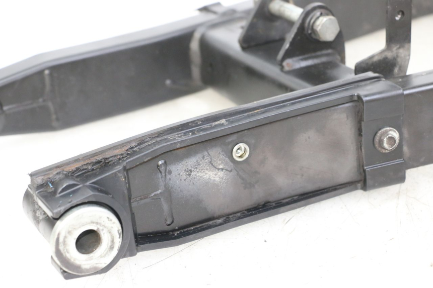 photo de FORCELLONE YAMAHA XJ6 ABS 600 (2008 - 2016) - Marcature e riferimenti originali