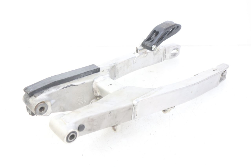 photo de BRACCIO OSCILLANTE YAMAHA YZ 85 (2019 - 2021) - Stato della superficie e materiale