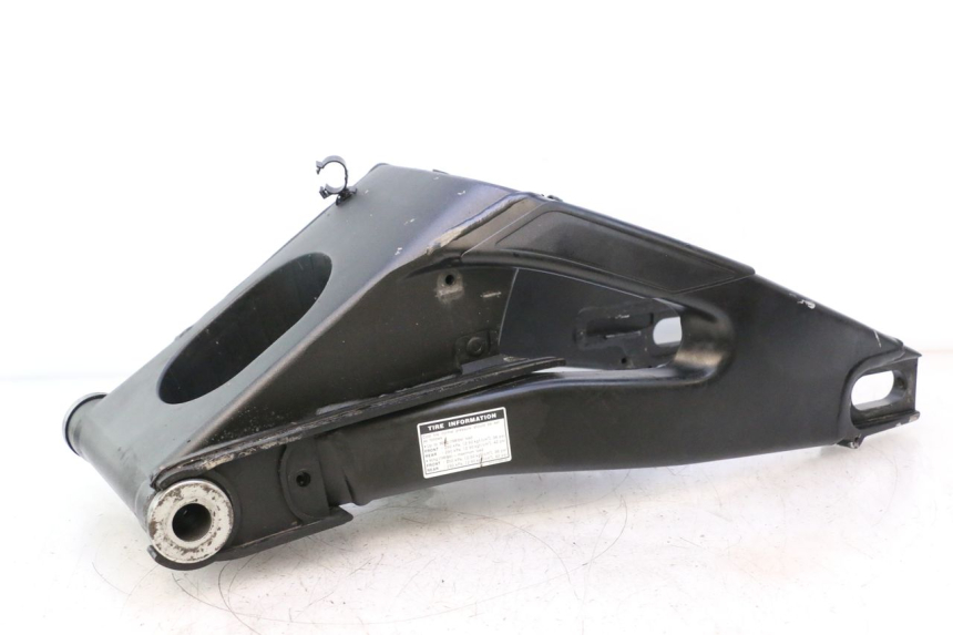 photo de FORCELLONE YAMAHA YZF R6 600 (2008 - 2009) - Primo piano tecnico