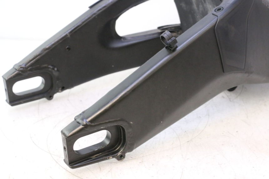 photo de FORCELLONE YAMAHA YZF R6 600 (2008 - 2009) - Ricambio usato controllato