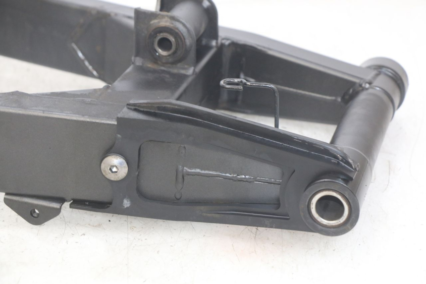 photo de BRACCIO OSCILLANTE KAWASAKI Z 750 (2007 - 2013) - Ricambio usato controllato