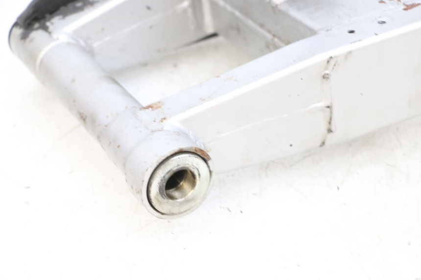 photo de FORCELLONE KAWASAKI ZR 7 750 (1999 - 2004) - Angolazione alternativa