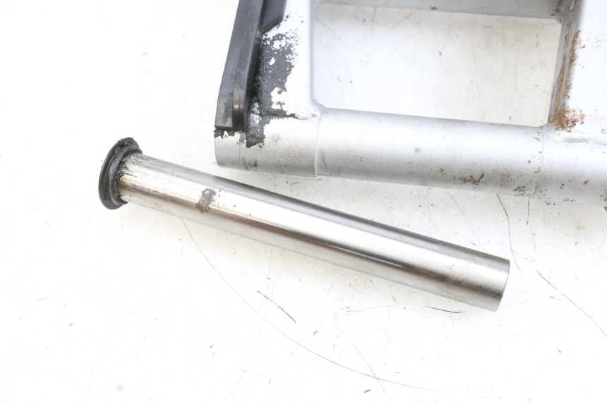 photo de FORCELLONE KAWASAKI ZR 7 750 (1999 - 2004) - Altra angolazione