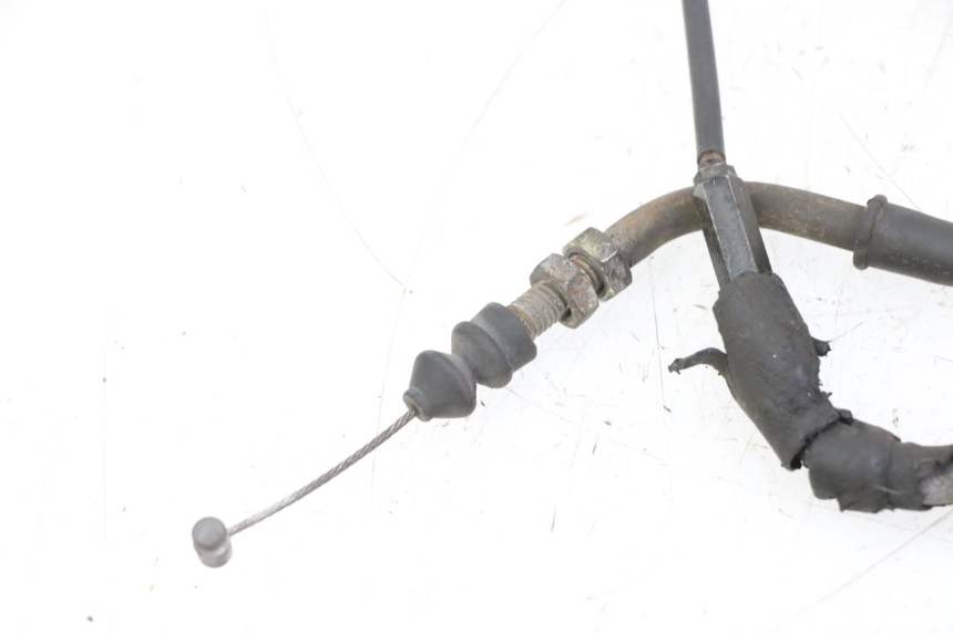 photo de CAVO ACCELERATORE KYMCO GRAND DINK 125 (2002 - 2007) - Dettagli dei punti di fissaggio