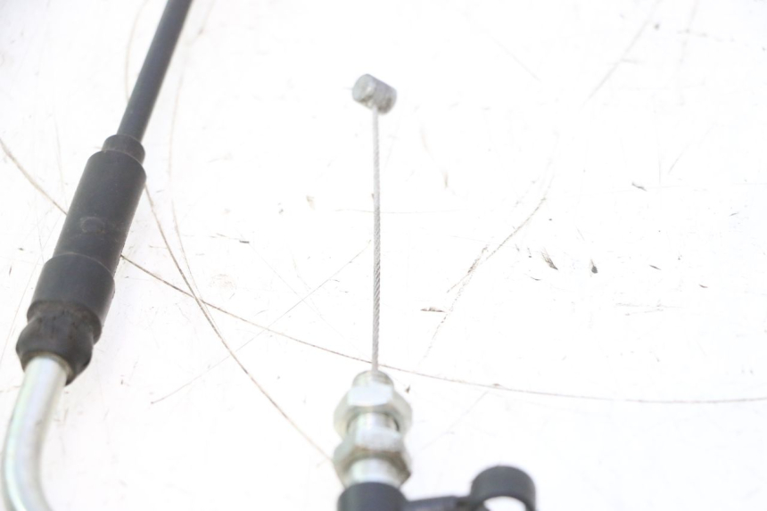 photo de CAVO ACCELERATORE PEUGEOT KISBEE 4T 50 (2023 - 2026) - Zoom sullo stato d'uso