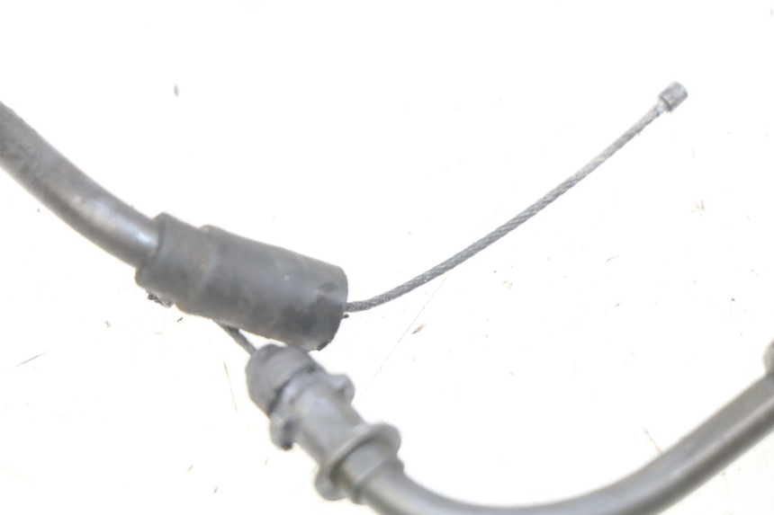 photo de CAVO DELL'ACCELERATORE PEUGEOT LUDIX 50 (2008 - 2017) - Zoom sullo stato d'uso